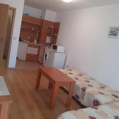 полюси 1 Słoneczny Brzeg